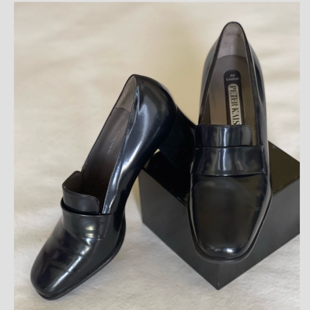 Peter Kaiser Heeled Leather Loafers in Black Size: 8